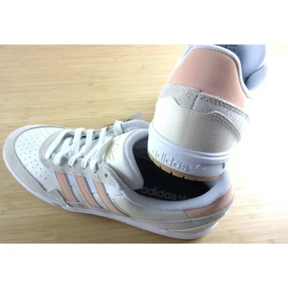 Adidas Men's Tyshawn II Shoes Wonder White Powder Coral Sizes NIB JQ1133 - Picture 7 of 7